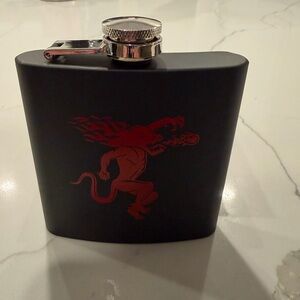 Fireball Cinnamon Whisky Matte Black Stainless Steel Hip Flask‎ with Red Dragon